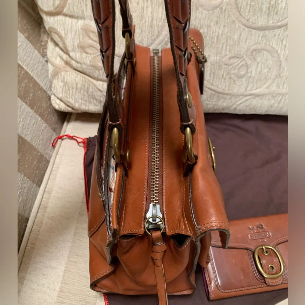 Coach Large Bleecker Burnished Leather British Tan Shoulder Bag - Picture 9 of 16